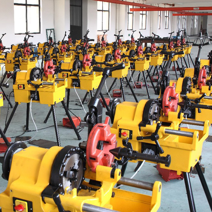 Electric Pipe Threading Machine